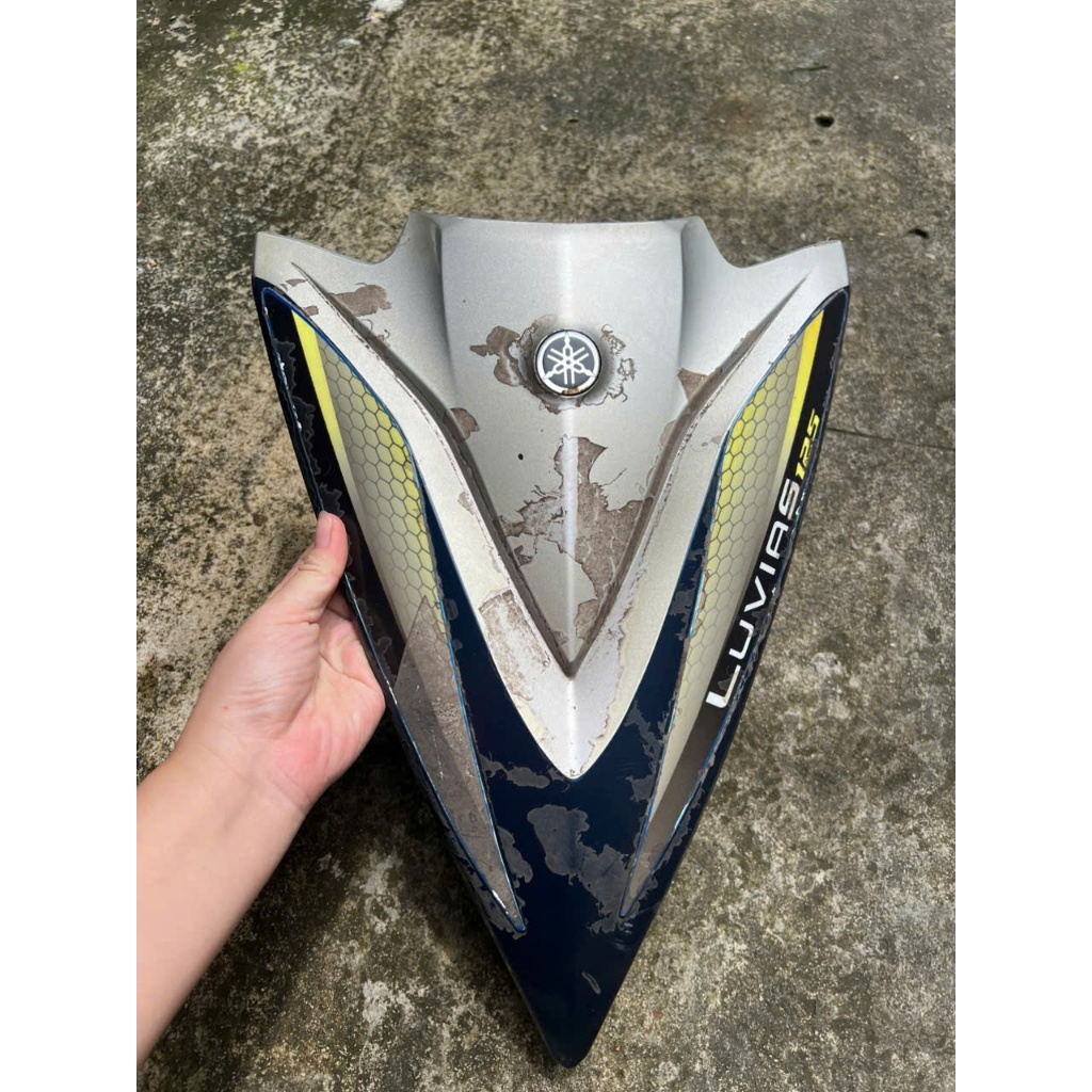 Mặt nạ trước xe  yamaha luvias màu xanh(hàng zin tháo xe)chính hãng