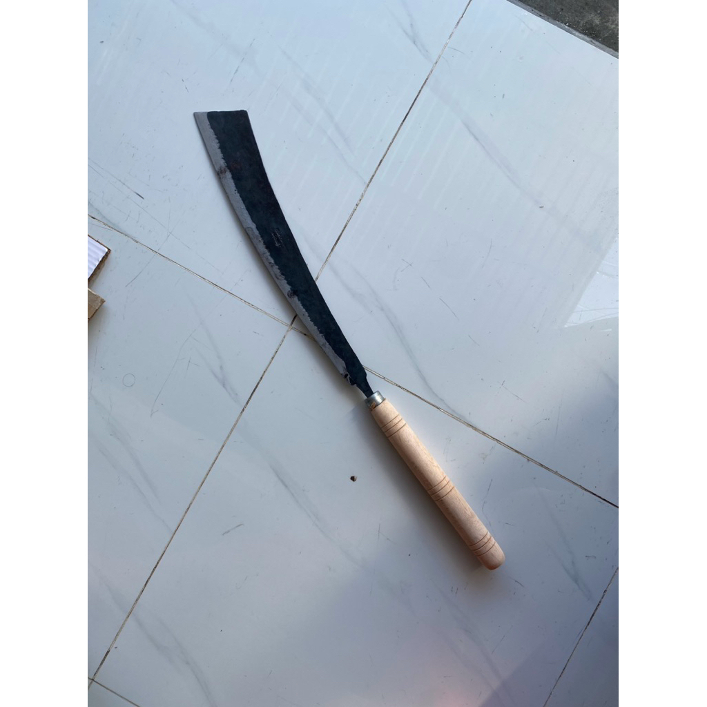 Dao mía phát cỏ bờ được làm bằng thép nhíp xe dài 80cm