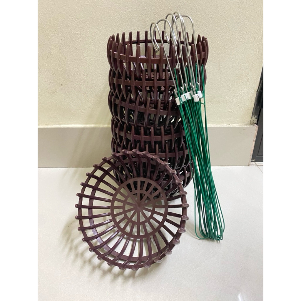 combo 5 chậu bí nâu các size kèm móc nhựa 70cm
