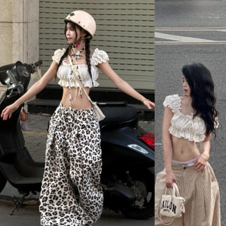 Áo croptop trễ vai nhún bèo tặng kèm ren nơ phong cách Pari