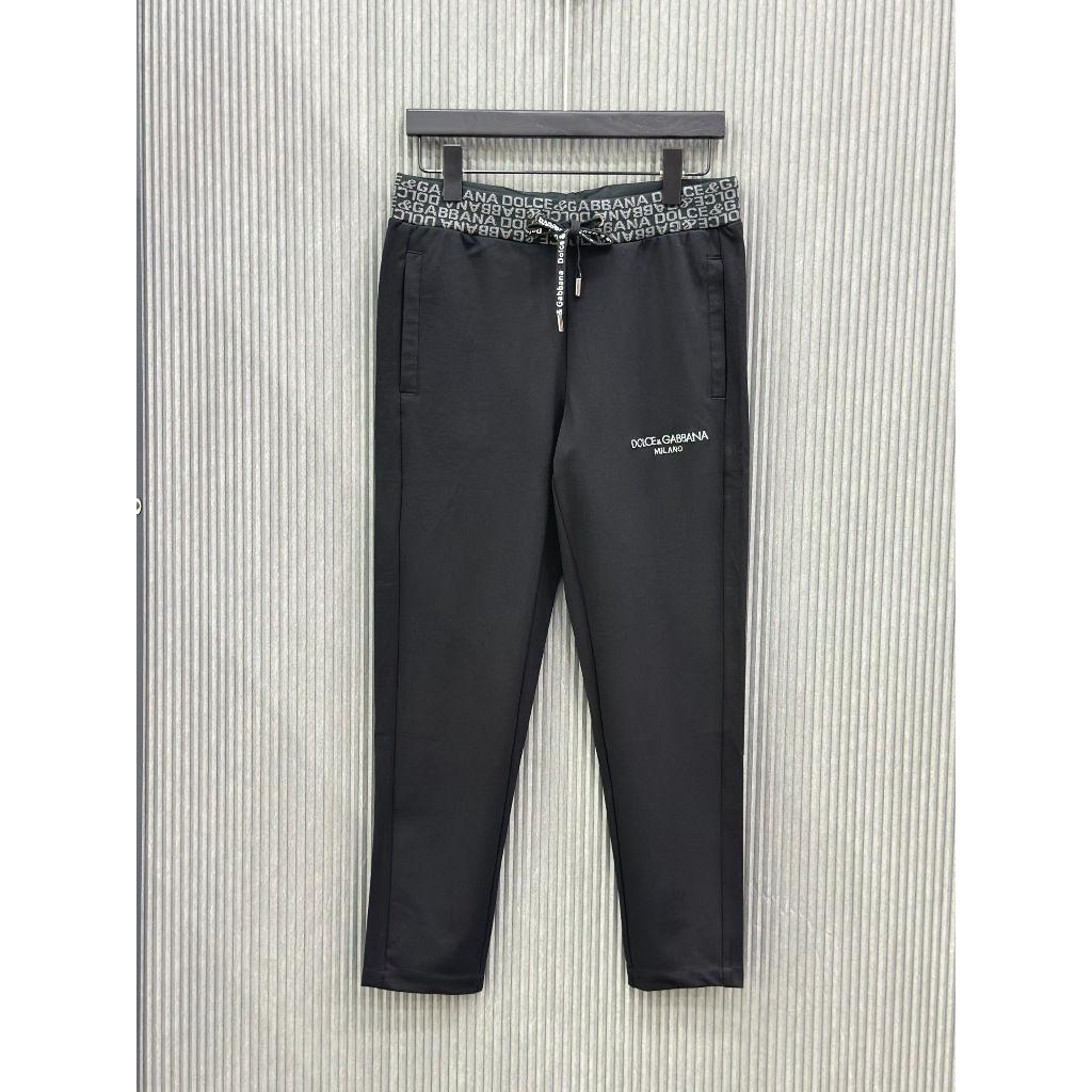 Quần dài nỉ DG Đen logo chữ họa tiết cạp LA VTN