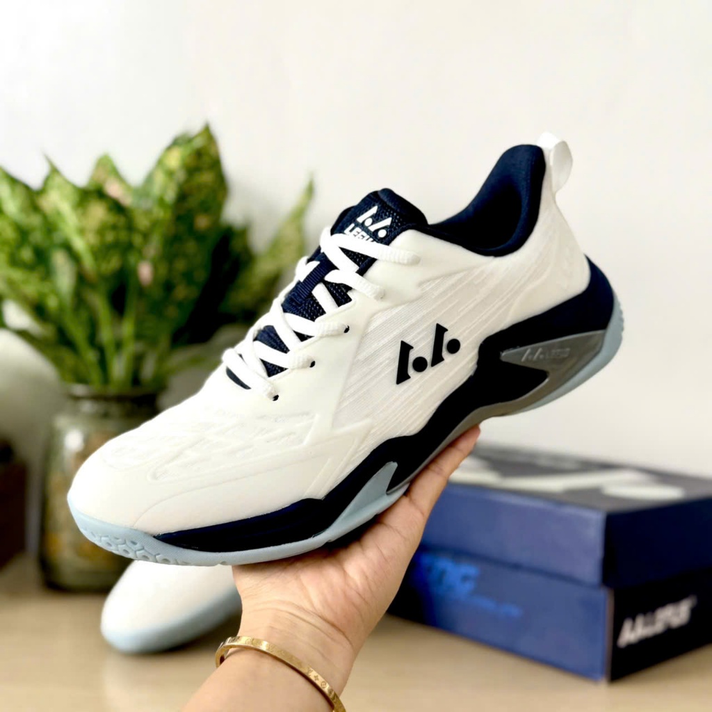 Giày cầu lông nam nữ Lefus L038 trắng xanh