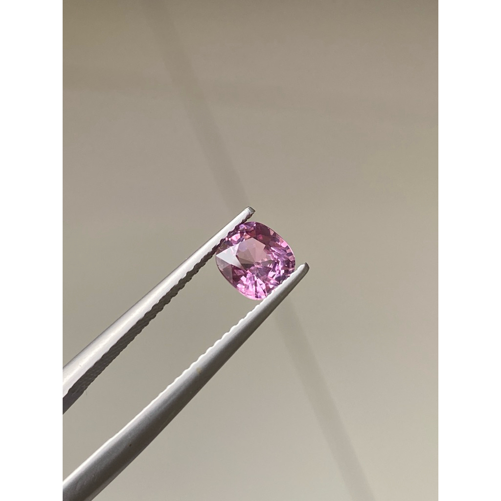 Spinel hồng tím