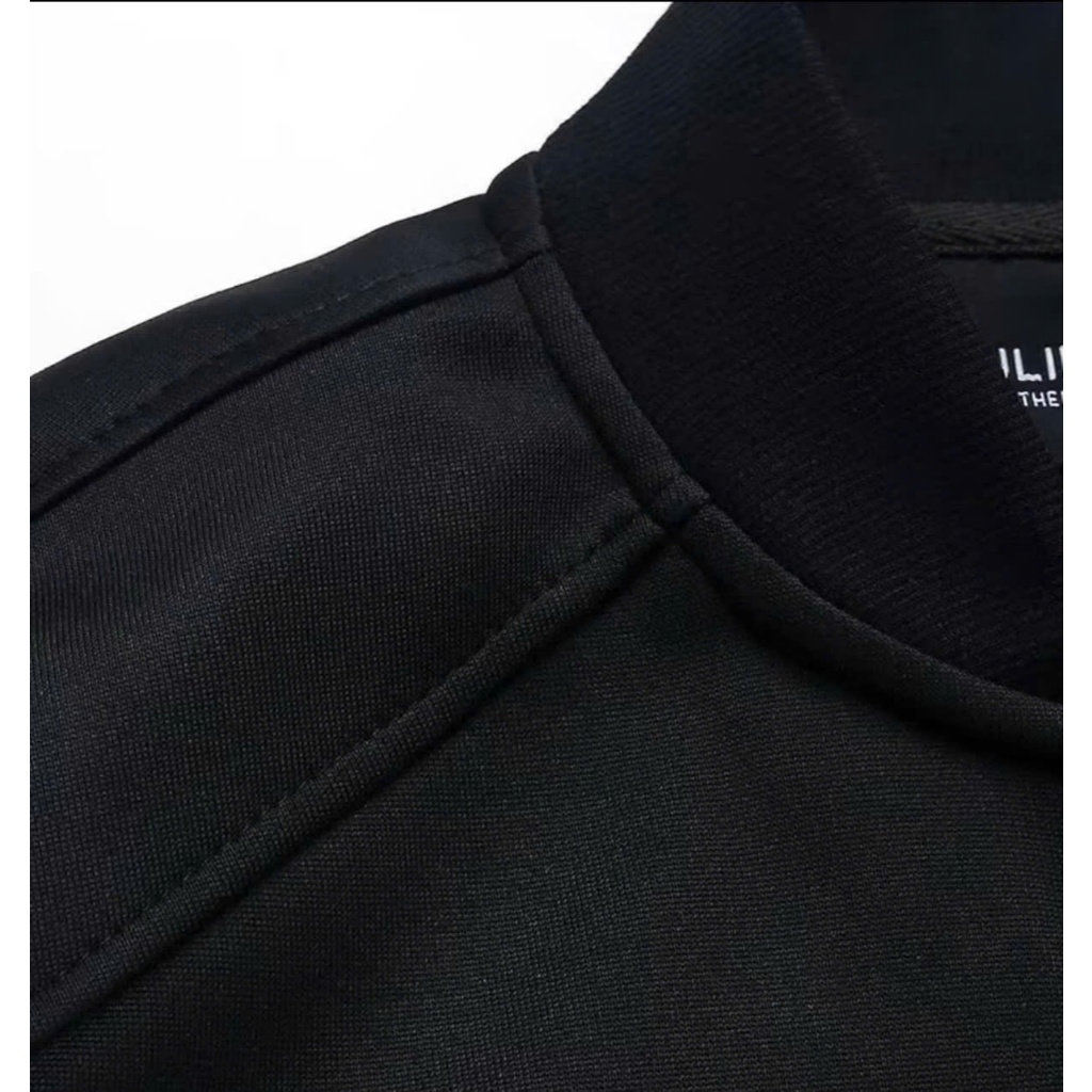 Áo khoác bomber cúc bấm chất liệu nỉ 2 da DOKITO, Áo khoác nỉ logo thêu chữ M dày dặn (from boxy) | BigBuy360 - bigbuy360.vn