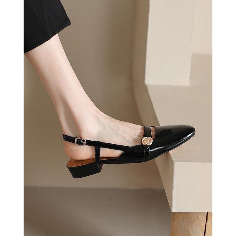 Giày da bóng phối quai ngang hoa vàng 286 - Kachi House