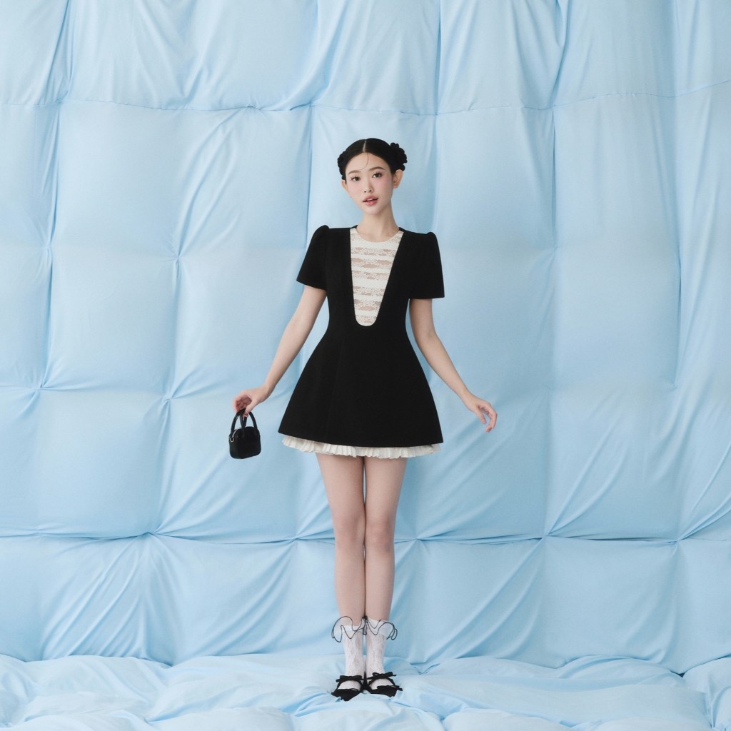 Đầm OLV chiết eo đứng form thanh lịch A Line White Layered Mini Dress nhiều màu phù hợp đi tiệc | BigBuy360 - bigbuy360.vn