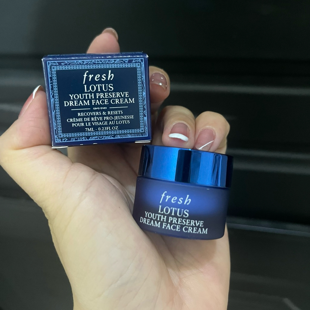Kem dưỡng ban đêm Fresh Lotus Youth Preserve Dream Face Cream