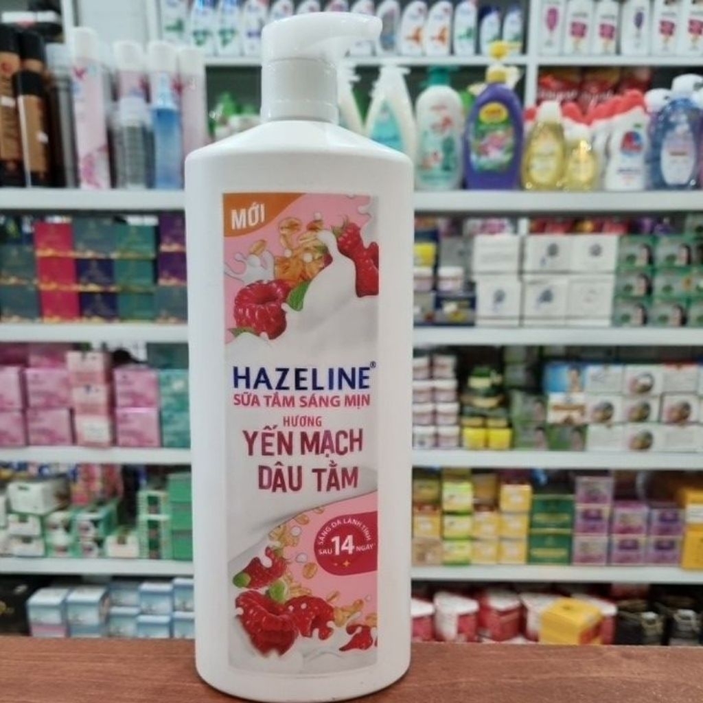 Sữa tắm sáng mịn Yến Mạch,Dâu Tằm HAZELINE