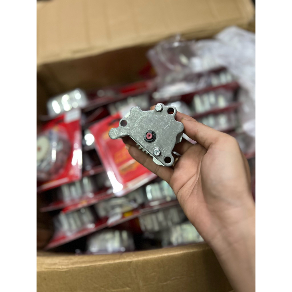 Bơm nhớt lớn Wave Dream Redleo