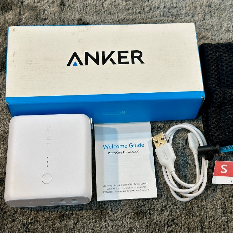 Pin dự phòng kiêm ổ cắm Anker PowerCore Fusion 5000mAh model A1621 | A1624