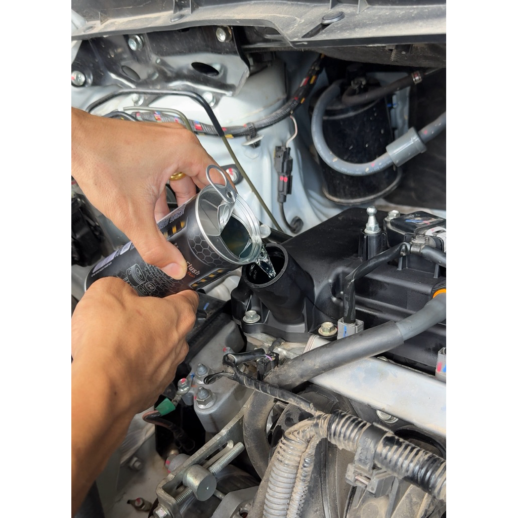 Senfineco 9991 Súc làm sạch động cơ xăng vào dầu.