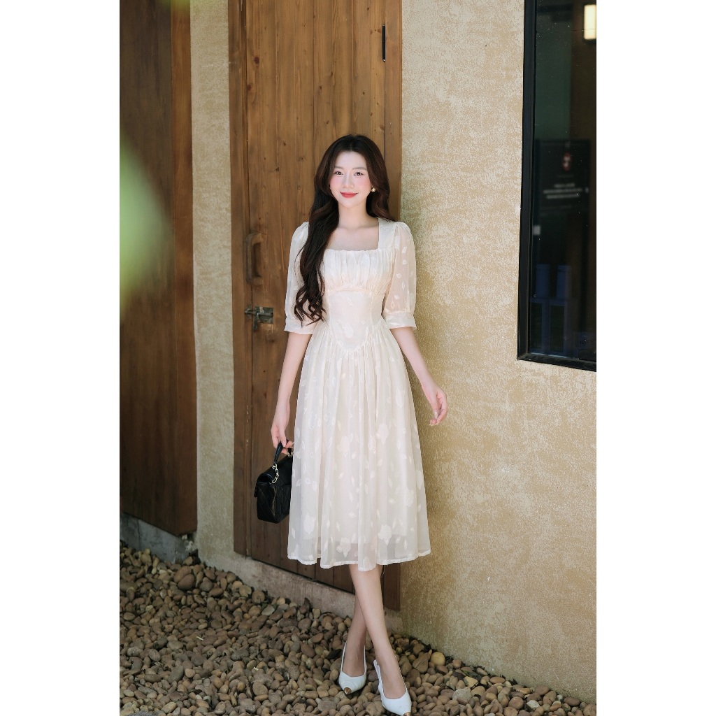 Adeline House - Váy cổ vuông tay bồng dáng dài xinh xắn - TK 09 Be Thêu