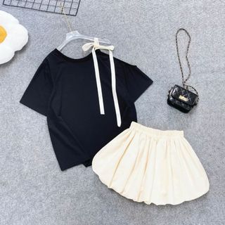  Set Bộ Bigsize Nữ Áo Phông Phom Rộng Hở Vai Cột Nơ Kèm Chân Váy Bí Có Quần Bảo Hộ - SET  A302+CV413  