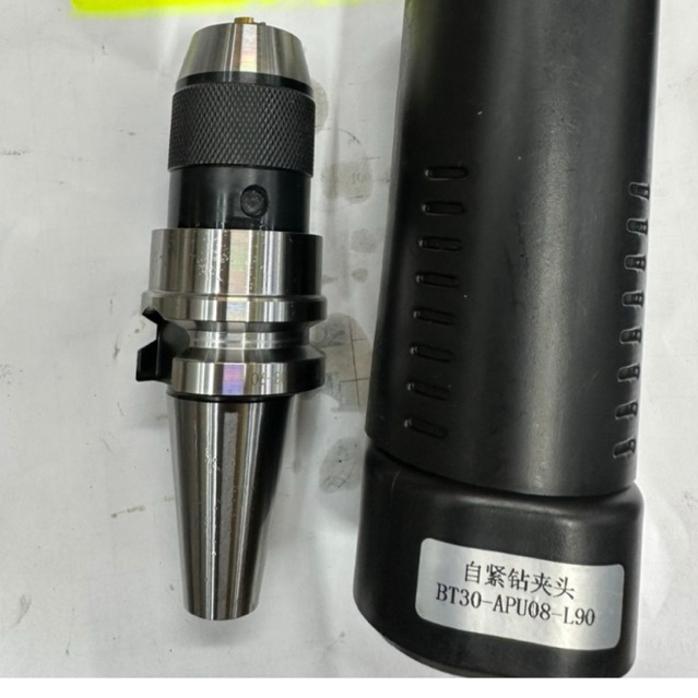 Bầu kẹp mũi khoan BT40-APU08, BT40-APU13, BT40-APU16 kẹp chắc chắn, độ chính xác cao