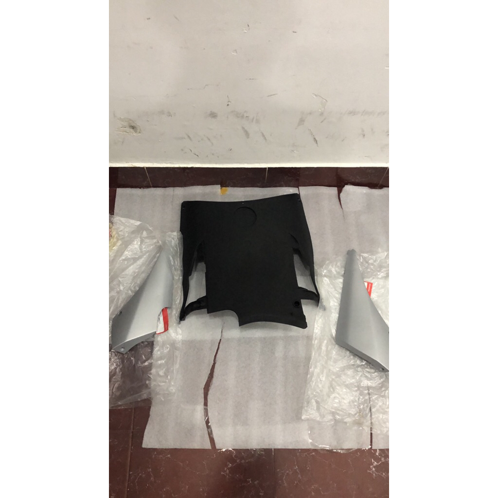 Ốp gầm dưới Sh ý 2009 - 2012 ( Hàng Công Ty )