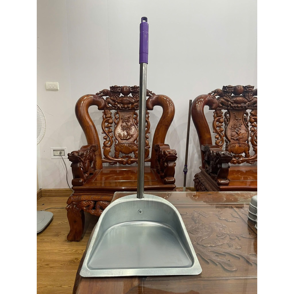 Xẻng Hót Rác Kẽm Inox 201 Cán cao 70cm