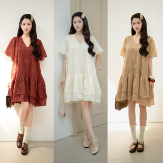  PETBYCHANG - Váy Ren Nữ Babydoll Cổ V Xoè Tầng Vintage – Váy Dáng Rộng Chuẩn Style Hàn 