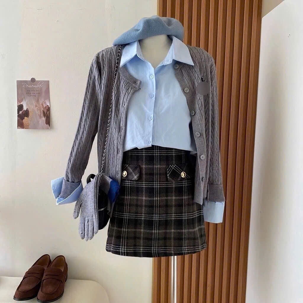 Áo Cardigan Len Dệt Kim Mỏng Cổ Tròn Dài Tay Dáng Ôm Vừa Người Hàng Qccc Phối Thêu Ngựa Ngực  Thừng Ngựa Tongkh | BigBuy360 - bigbuy360.vn