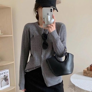 Áo Khoác Cardigan Mỏng, Áo Len Dệt Kim Cổ Tròn Dài Tay Dáng Lỡ Thêu Ngựa Ngực Len Vặn Thừng Phong Cách Hàn Quốc Tongkhom