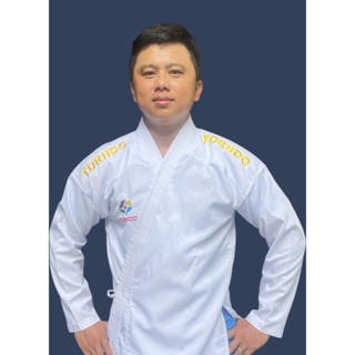 TẶNG MÓC KHÓA - VÕ PHỤC KUMITE THÊU CẦU VAI VÀNG, VẢI POLY KIM CƯƠNG