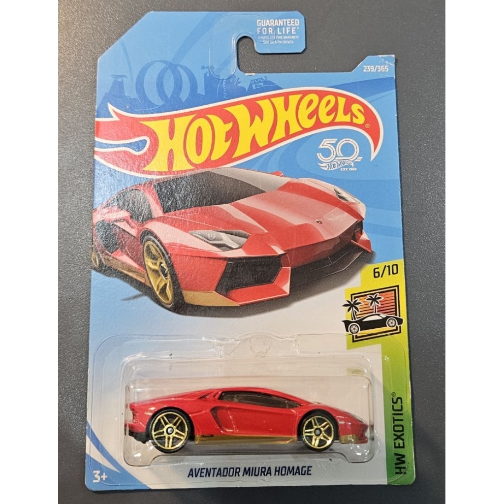 Xe mô hình Hot Wheels Lamborghini Aventador Miura Homage card Mỹ ( lỗi 1 chút phần hộp, xe mới 100%)