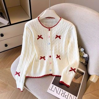  Áo Cardigan Len Nữ Cropped Dây Thừng Cài Nút Trái Tim Trang Trí Nơ Đỏ Viền Đỏ Hàn Quốc 