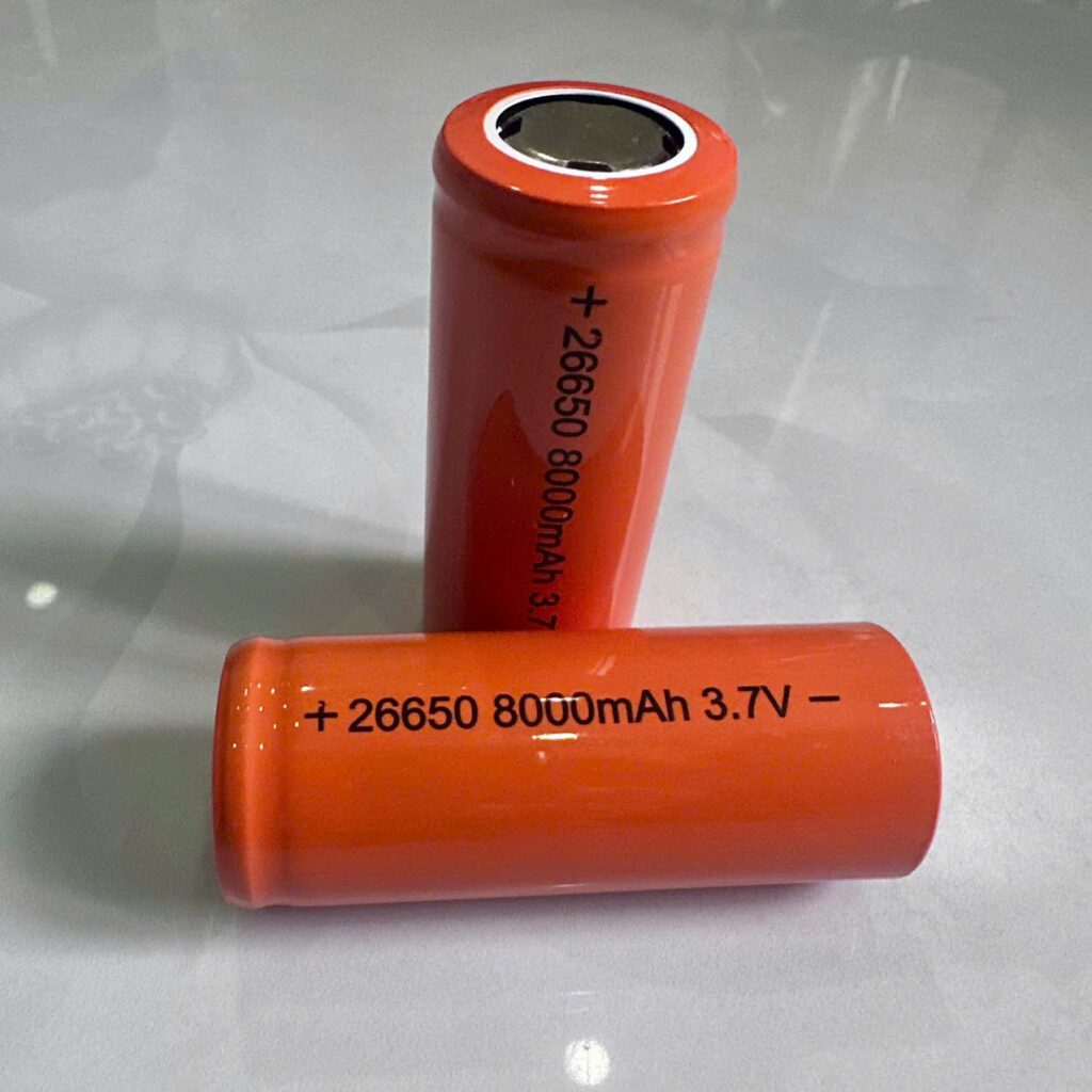 Pin sạc 26650 Dung lượng 8000mah và 18650 DP 2.000mah 18490. 1200mah/ 14500 500mah/ Sony 2A/ 3A/ Sạc Pin MS-5D81H. LMS