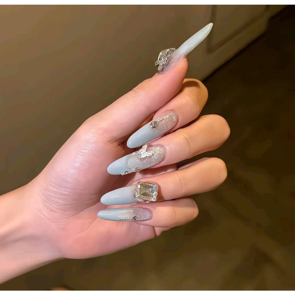 MS666 Nail design - trang trí họa tiết như mẫu - Móng giả thiết kế thủ công - Nail Xinh - Kỷ yếu - d