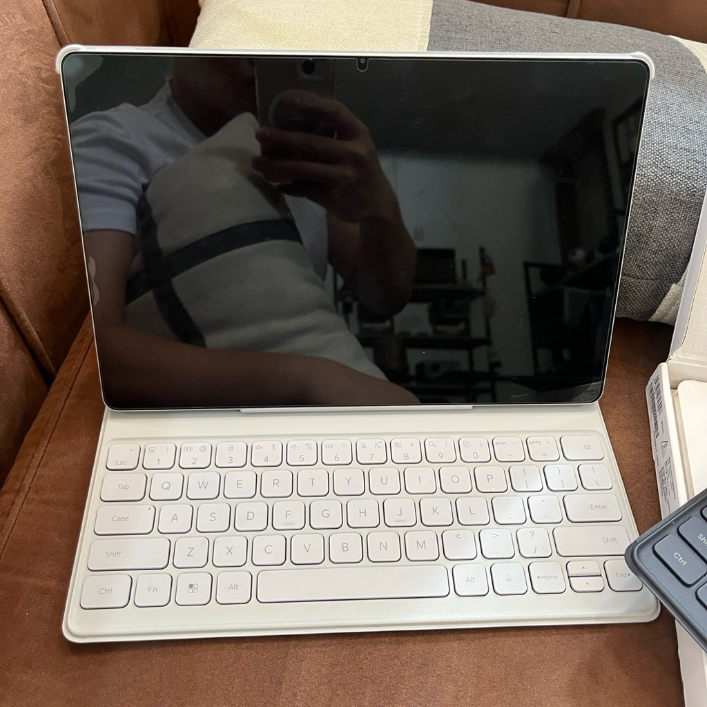Bàn Phím và Magic Pencil 3 Honor Magic Pad 2 chính hãng like new | BigBuy360 - bigbuy360.vn