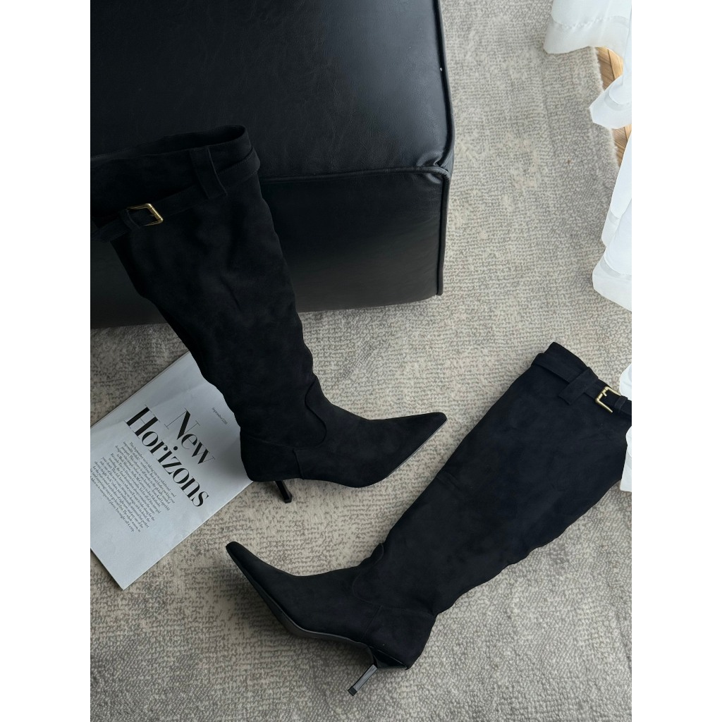 Golden Buckle Suede Boots 7P BT05