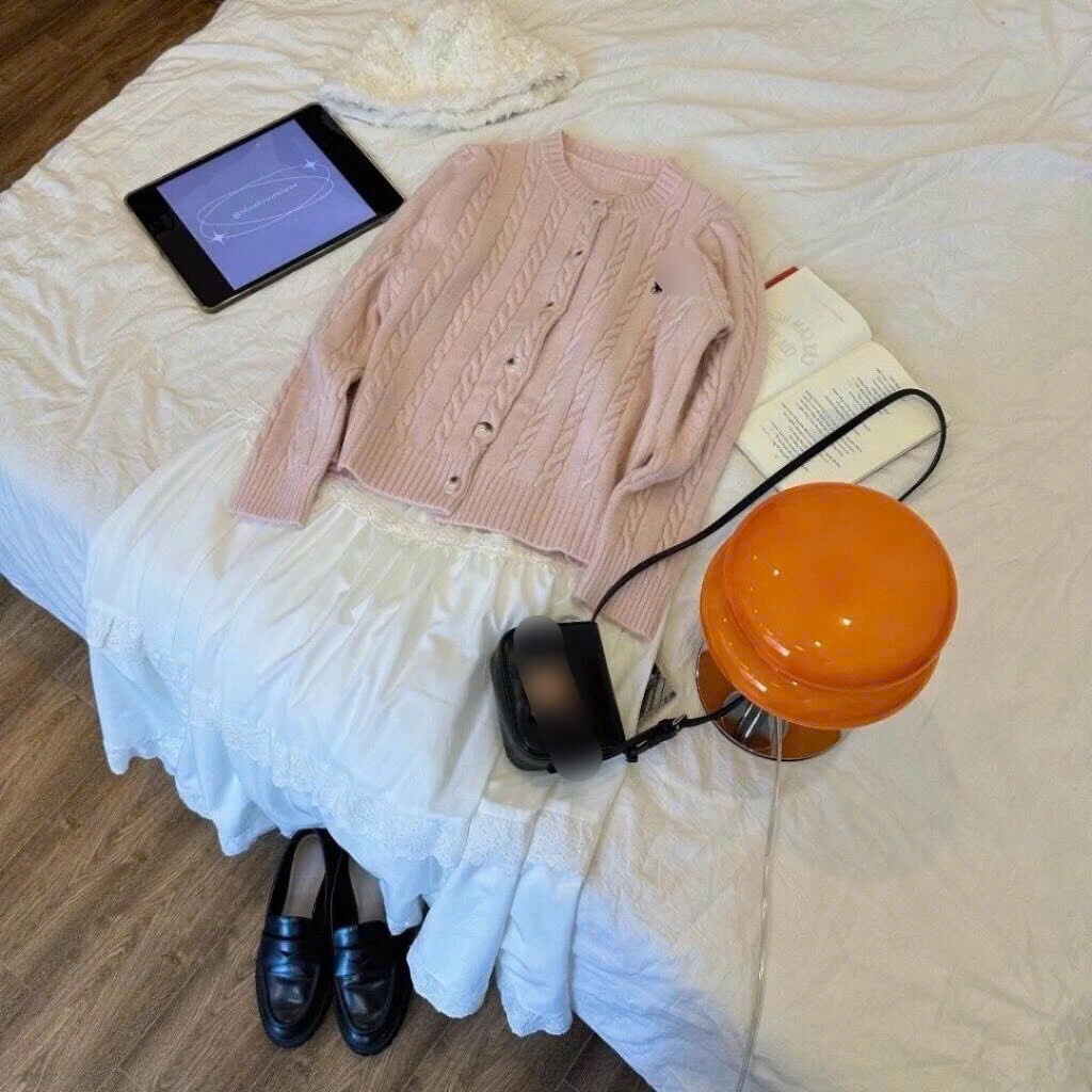 Áo Cadigan Dáng Dài, Áo Khoác Len From Ôm Bigsz Phong Cách Cá Tính Phối Thêu Ngựa Ngực Dễ Phối Đồ Hàng Qccc Loại 1 Tongk | BigBuy360 - bigbuy360.vn