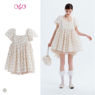  Đầm babydoll ngắn tay bồng cổ vuông họa tiết nơ dễ thương Willis phù hợp đi chơi OLV 