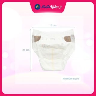 Tã dán Moony Dịu nhẹ size M 46 miếng (6 - 11 kg) - Giao bao bì ngẫu nhiên