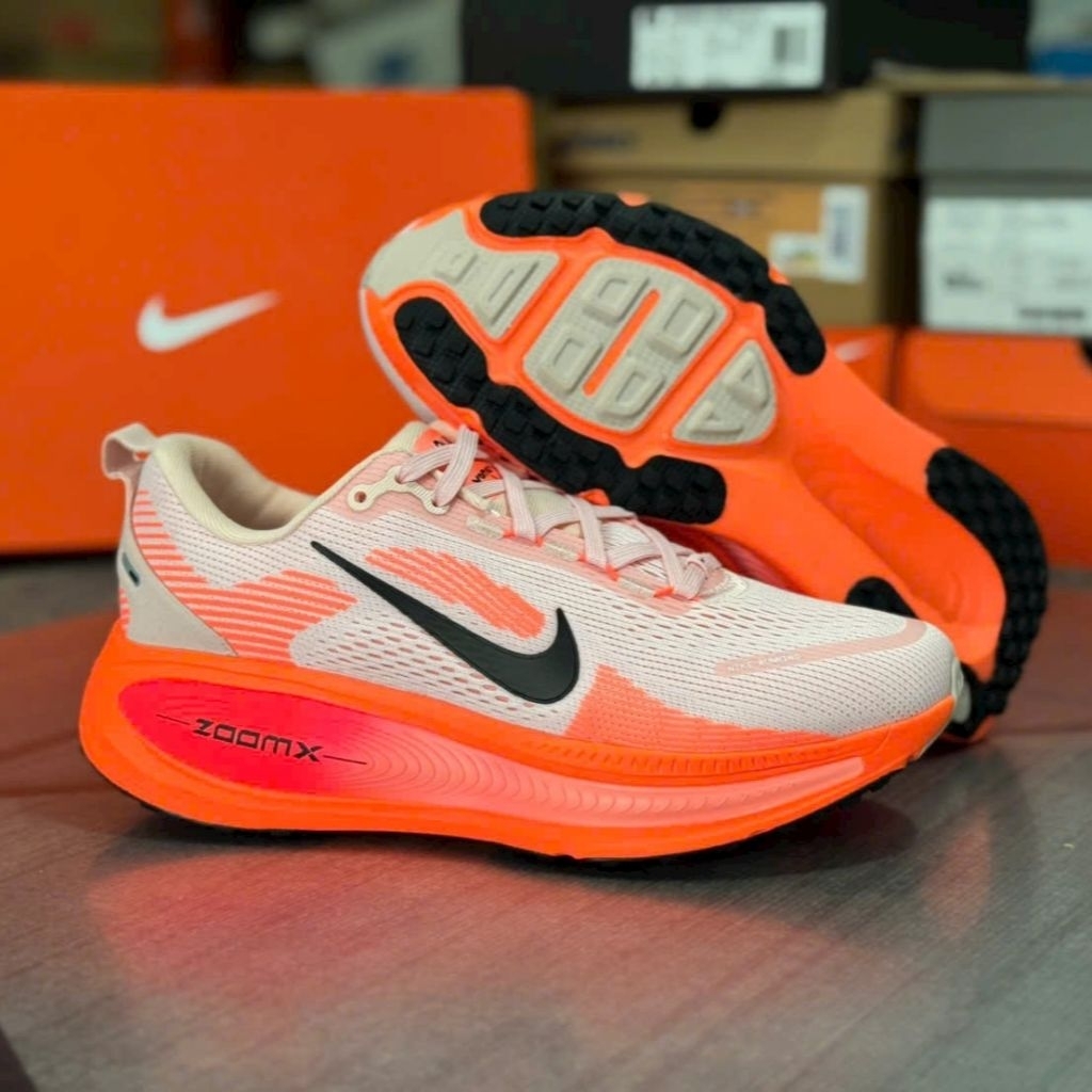 [ Ảnh Thật ] Giày Chạy Bộ Thể Thao Nữ Nike Zoomx Vomero 18 ' Tặng Kèm tất xịn '
