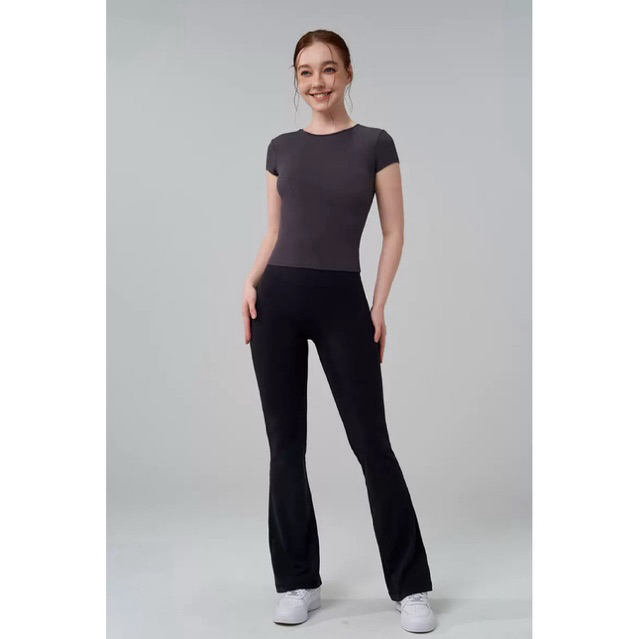BOOCHIC Quần Legging Ống Loe Chất Liệu Su Đúc Xịn Định Hình Gen Bụng Nâng V3 Phù Hợp Mặc Đi Chơi Đi Tập Đi Bơi | BigBuy360 - bigbuy360.vn