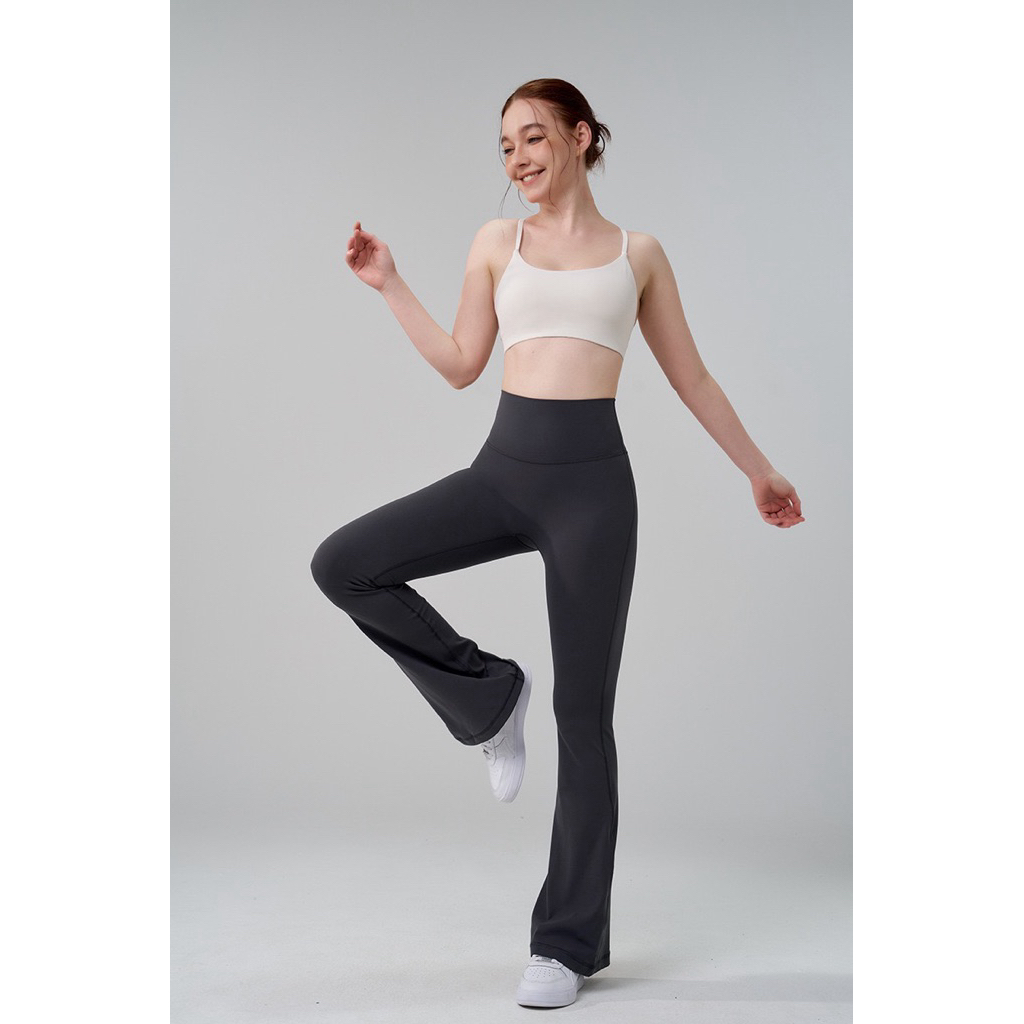 BOOCHIC Quần Legging Ống Loe Chất Liệu Su Đúc Xịn Định Hình Gen Bụng Nâng V3 Phù Hợp Mặc Đi Chơi Đi Tập Đi Bơi | BigBuy360 - bigbuy360.vn