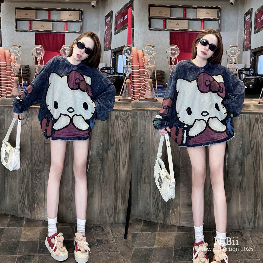 (Ko Huỷ) Tag Mac YBDW Áo Sweater Nỉ Da Cá Gia Jean Thêu Kim Sa Mèo Kello.Kittyy From Boxy Giấu Quần 