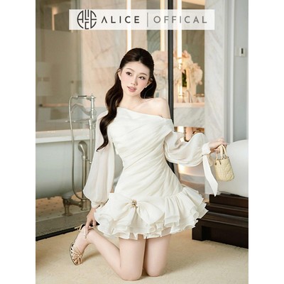 Váy Nữ Dự Tiệc Cao Cấp Alice Chất Tơ Óng Hàn Lót Lụa, Đầm Ngắn Lệch Vai Tay Bồng Dài Buộc Nơ V1403
