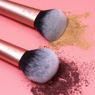 Cọ Tán Nền Và Kem Lót RT Real Techniques Seamless Complexion