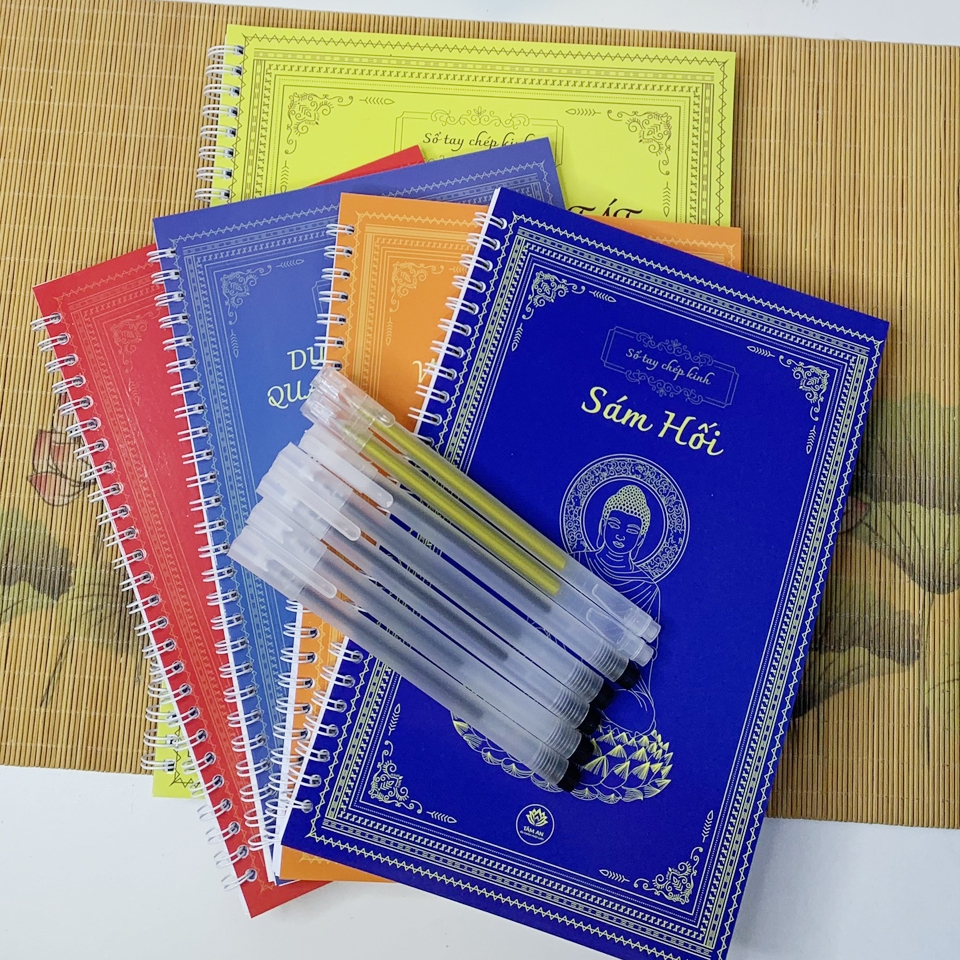 Combo 5 vở chép kinh địa tạng + Chú Đại Bi + Sám Hối + Dược Sư + Vu Lan Báo Hiếu in mờ chữ to dễ ché
