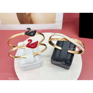 Đế da gài vòng , cimen , nhẫn ....da pu màu đen, trắng trưng bày cho shop Rubyhouse68