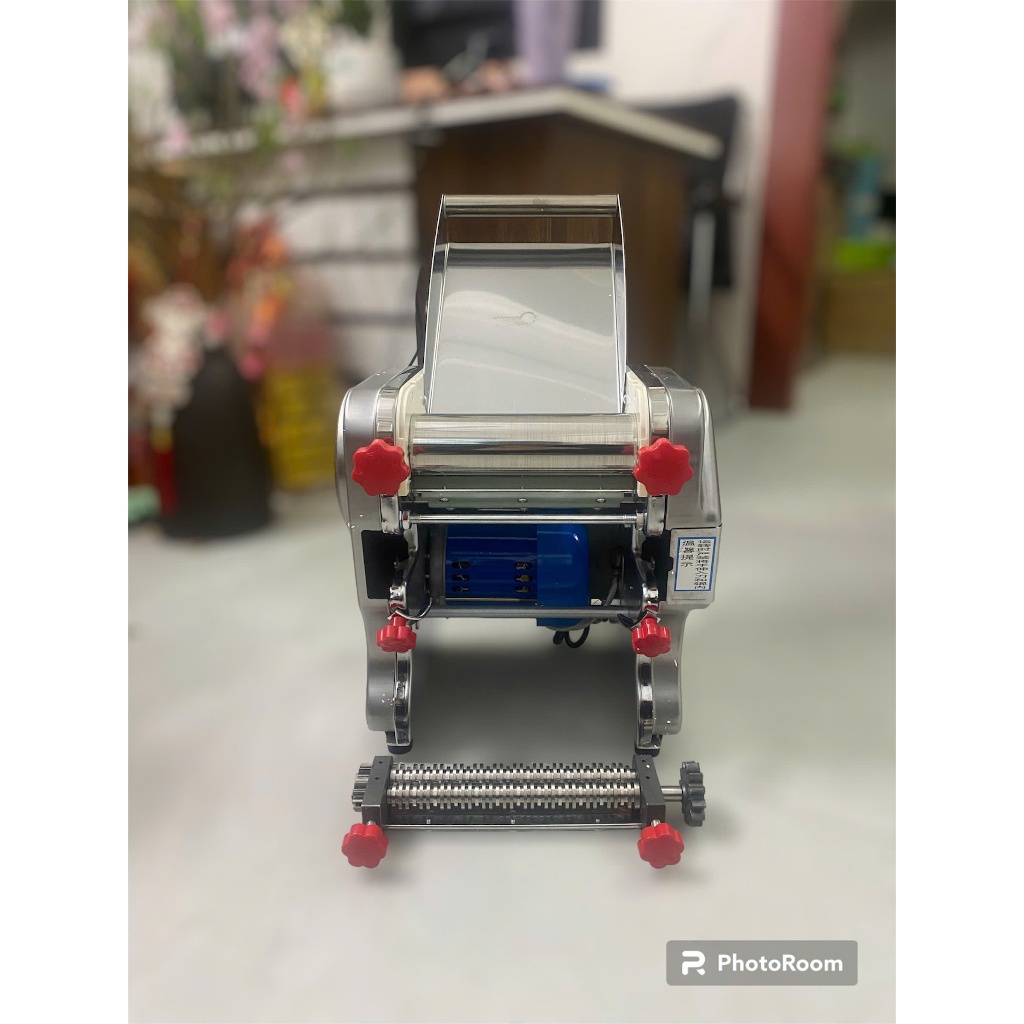 Máy cán bột mì chuyên dụng lưỡi cắt sợi 3mm,9mm lô cán 22cm