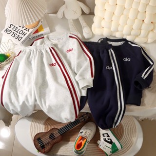  SET BỘ NỈ TÀU Thể Thao OLA Thu Đông Dành Cho Bé Trai  Gái Chạy Viền Sọc  Size 9-44kg  Lót Bông Ấm Áp  XMĐ 2  