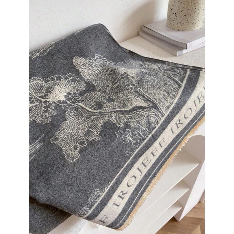 Khăn choàng cổ dạ len cao cấp hai mặt sang trọng phong cách mẫu mới 2025 | BigBuy360 - bigbuy360.vn