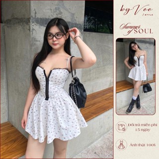 [Livestream giảm sâu] Đầm hai dây kaki tùng xòe hoa trắng móc cài trước Oralie Dress Byveestyle, Váy hoa nhí có mút ngực