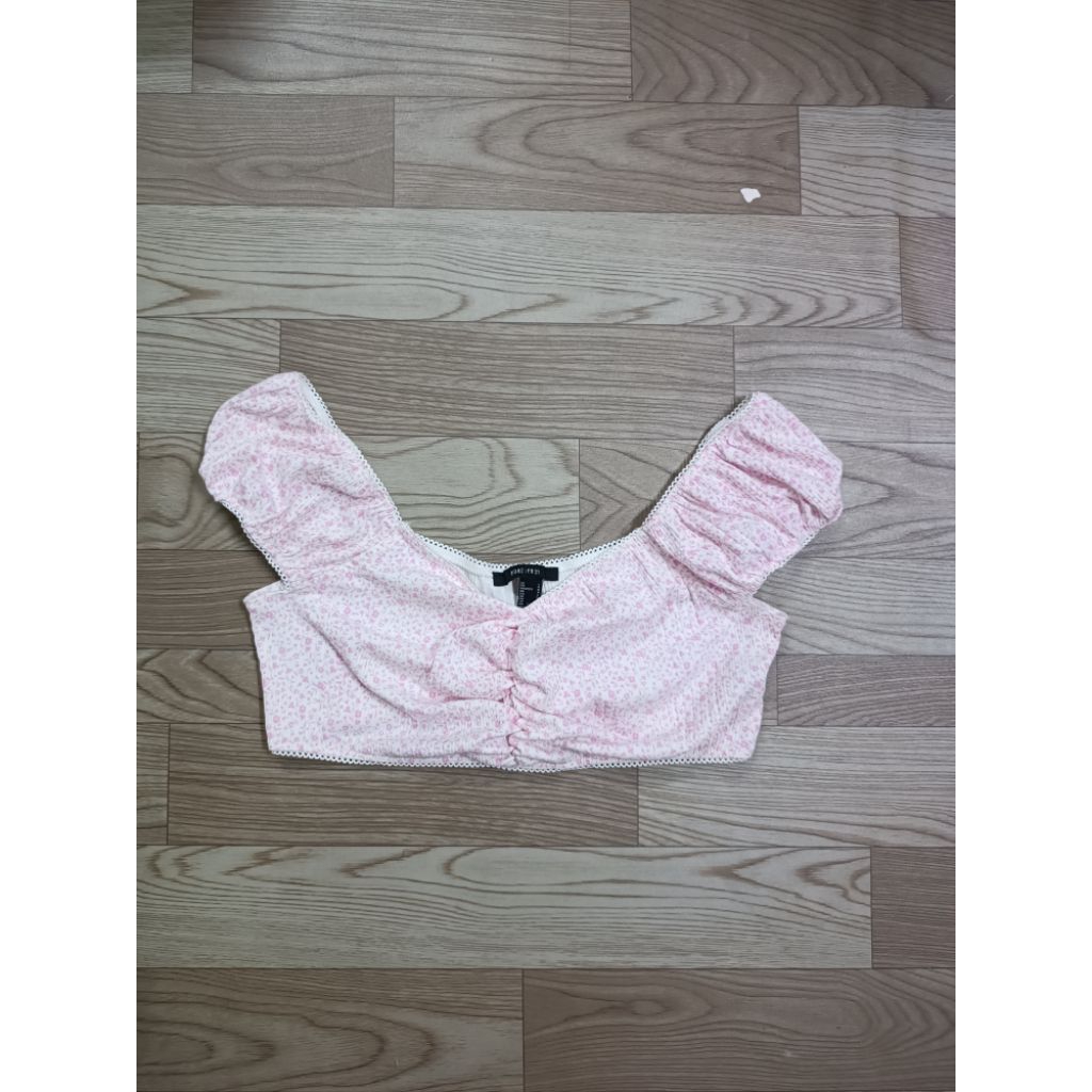 Áo croptop F21 vnxk