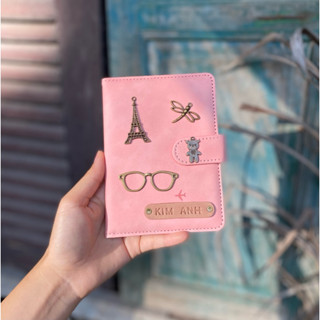  Ví Đựng Passport Khắc Tên Theo Yêu Cầu Và Hơn 60 Mẫu Charm Tự Do Chọn Lựa 