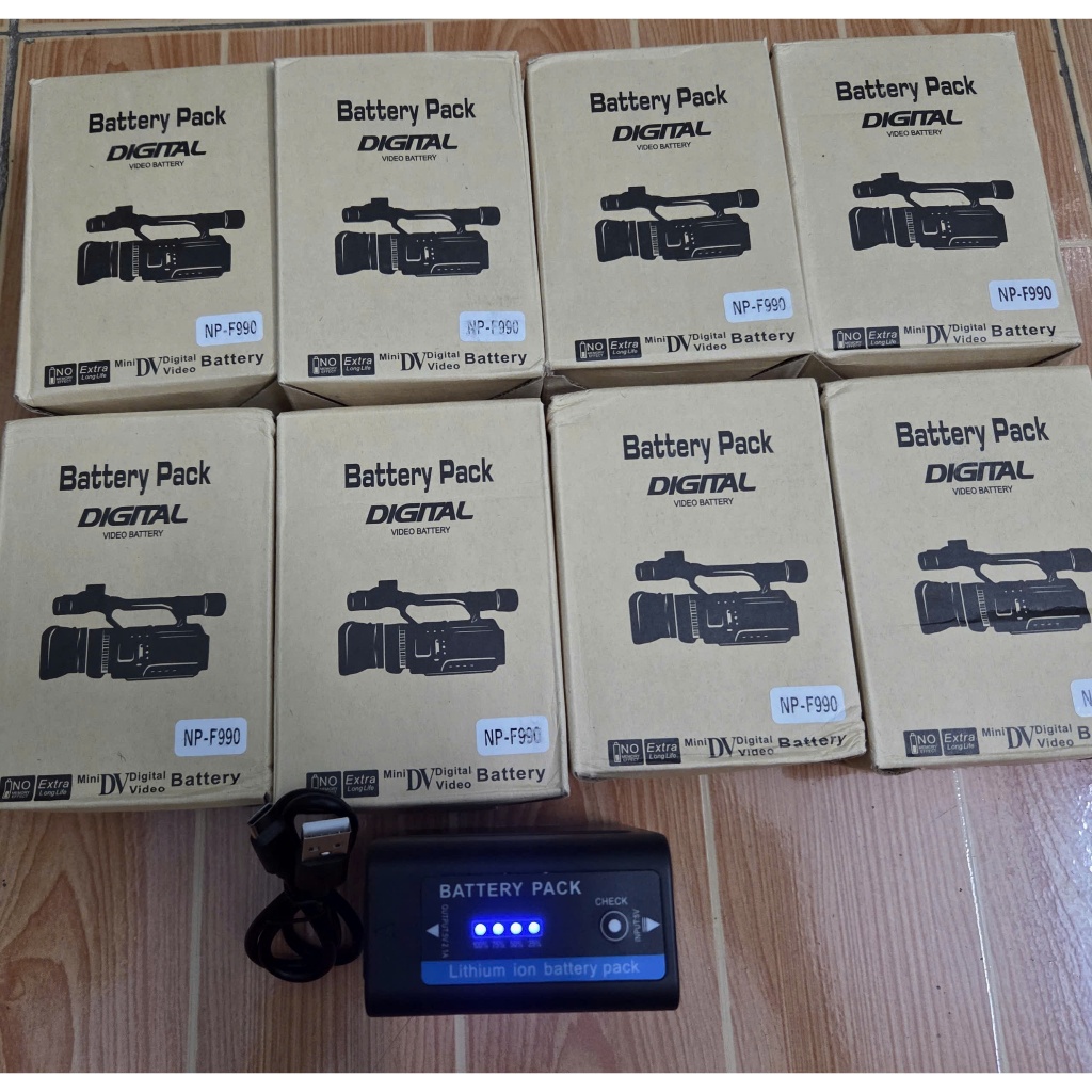 Pin sạc NP-F990 dùng cho máy quay phim , Đèn Video Light, Màn hình HD- Monitor...