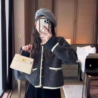   SẴN  Áo khoác len nữ cổ tròn màu xám đậm phối viền trắng basic áo len Cardigan dáng ngắn khoác ngoài mùa thu đông- 123 