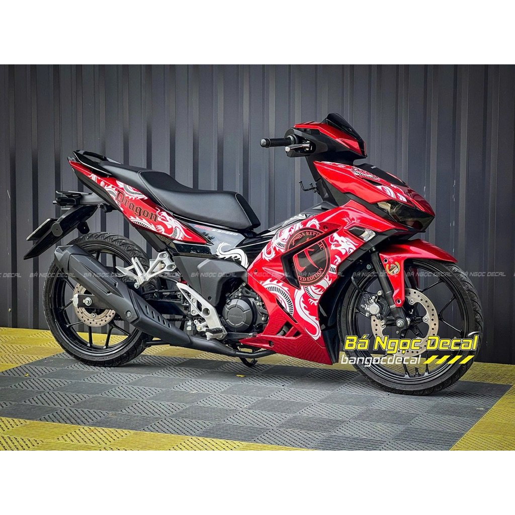 Tem xe winnner v3 màu đỏ hrc mẫu tem rồng malaysia